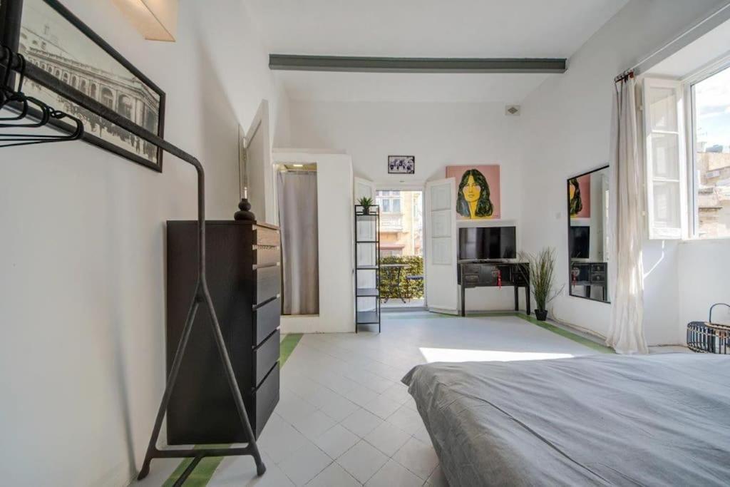 Traditional Maltese Town House In Floriana ภายนอก รูปภาพ
